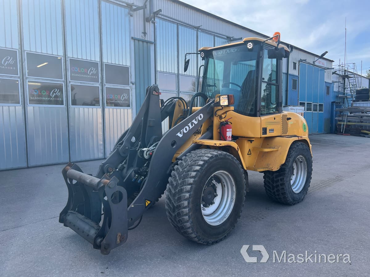 Hjullastare Volvo L35B - Tekerlekli yükleyici: fotoğraf 1 Hjullastare Volvo L35B - Tekerlekli yükleyici: fotoğraf 1