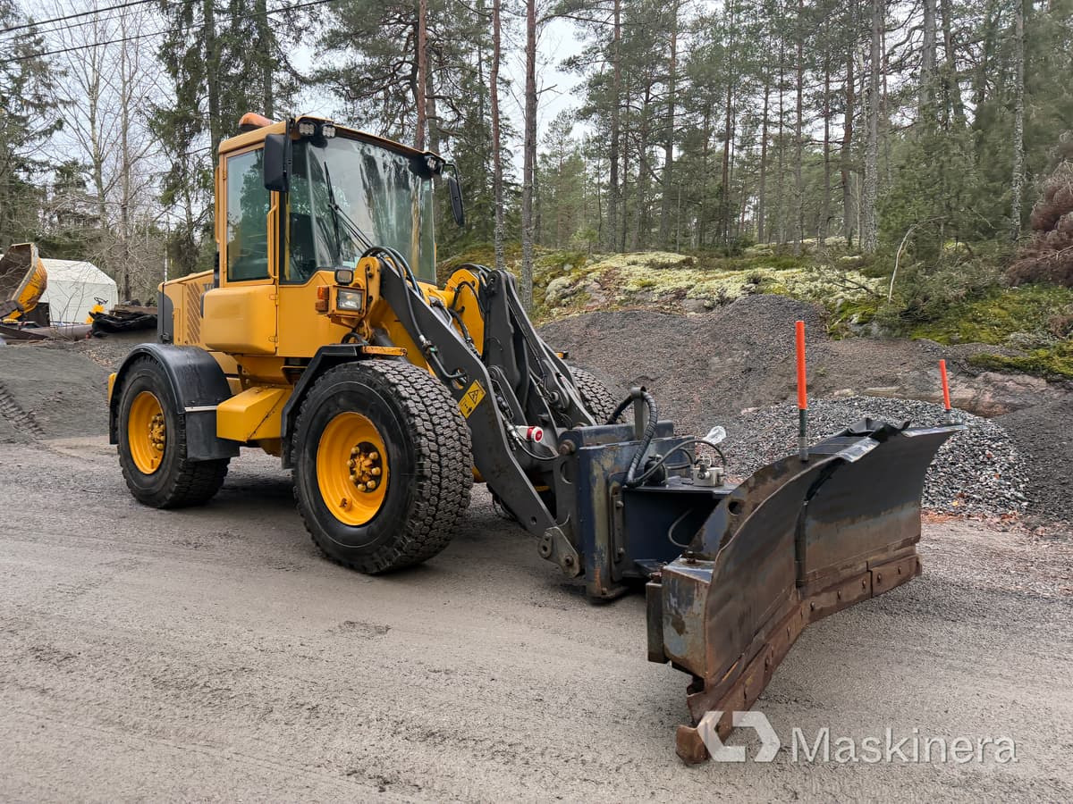 Hjullastare Volvo L50E med tillbehör - Tekerlekli yükleyici: fotoğraf 3 Hjullastare Volvo L50E med tillbehör - Tekerlekli yükleyici: fotoğraf 3