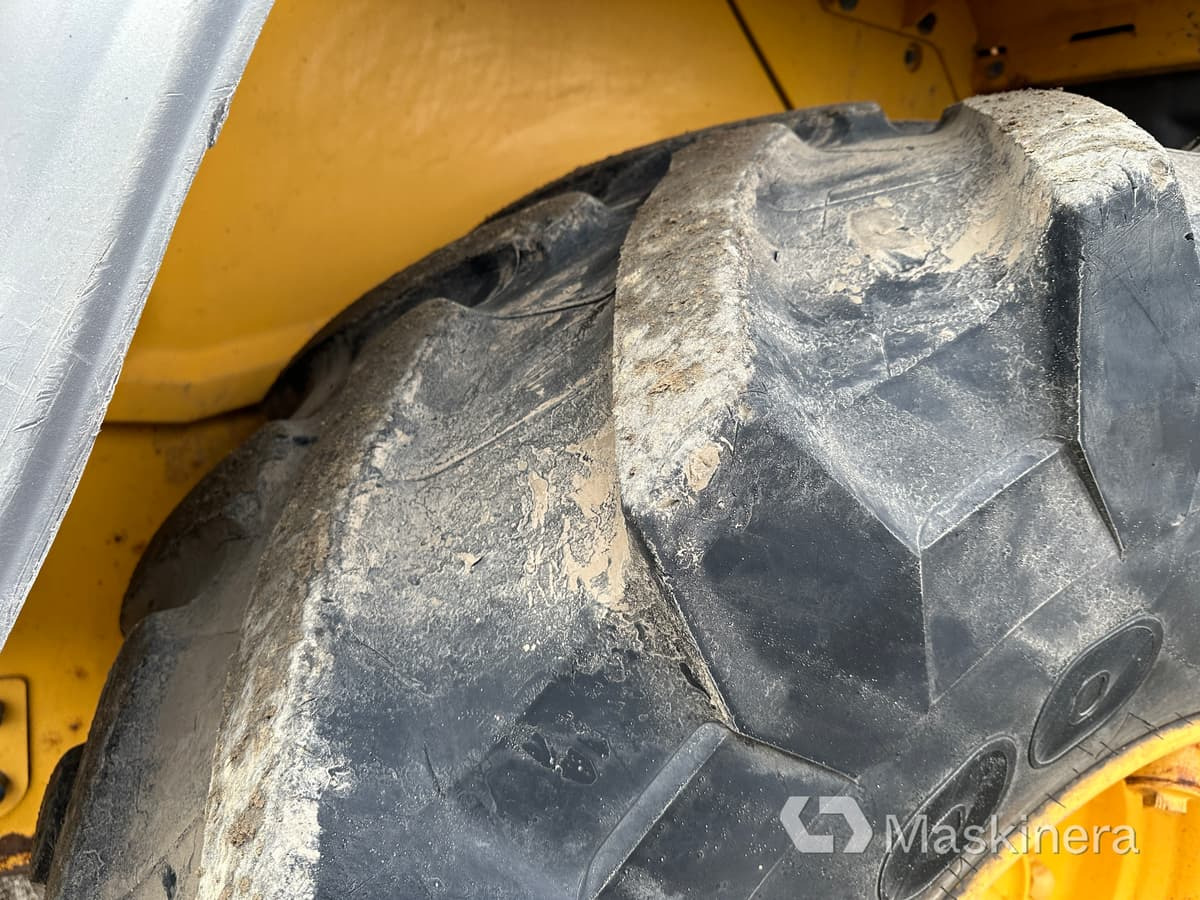 Tekerlekli yükleyici Hjullastare Volvo L60G [ Copy ]: fotoğraf 25
