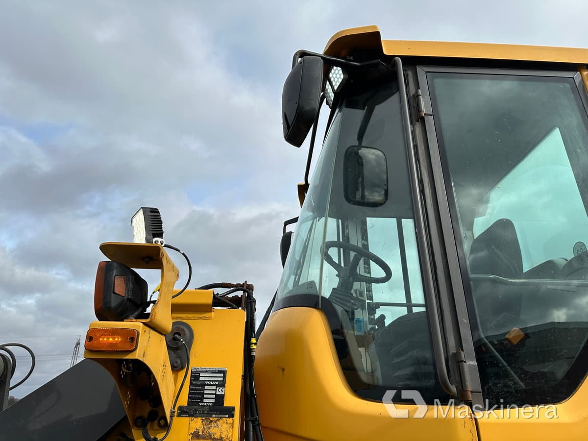 Tekerlekli yükleyici Hjullastare Volvo L60G [ Copy ]: fotoğraf 46