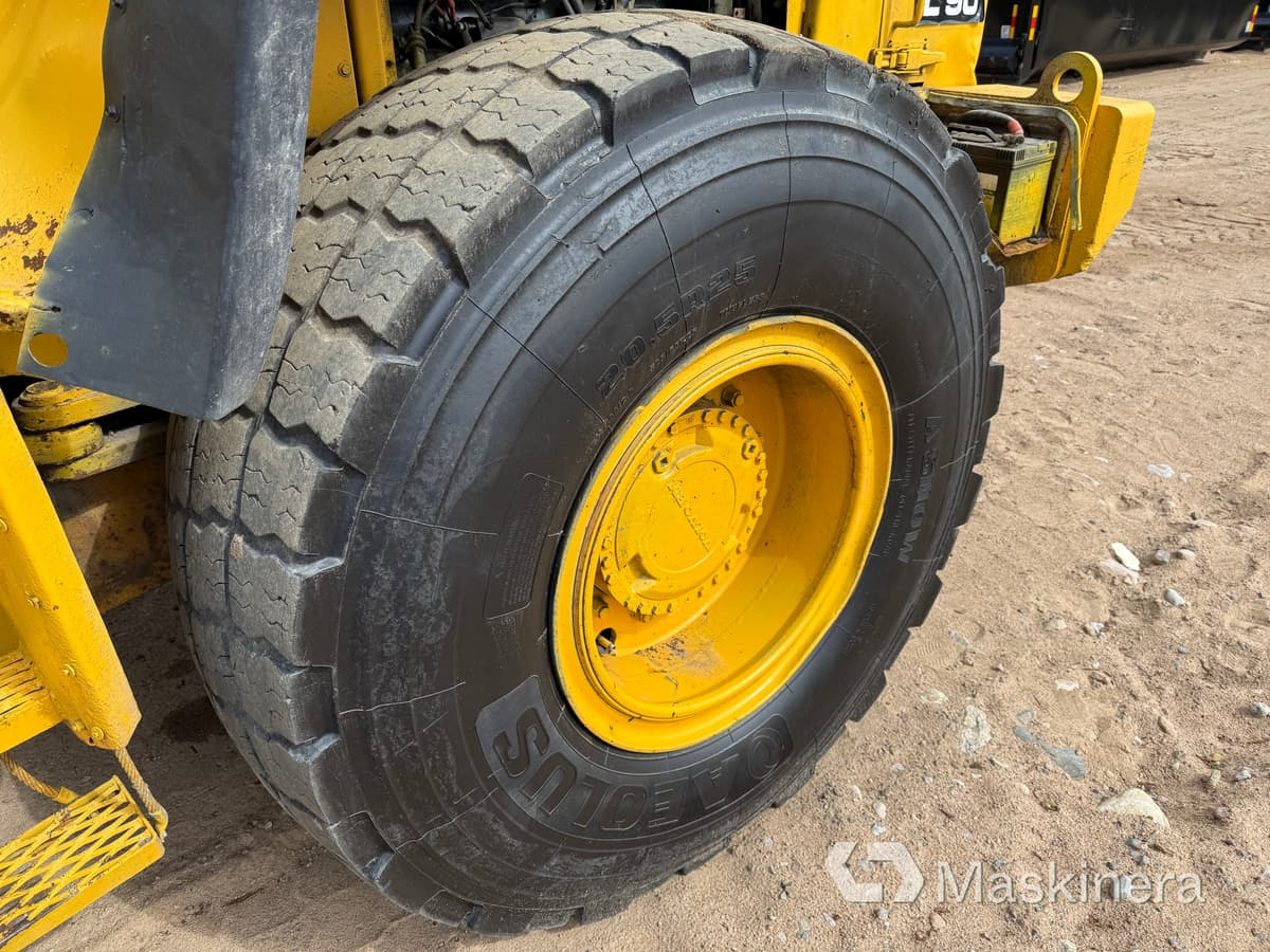 Tekerlekli yükleyici Hjullastare Volvo L90: fotoğraf 10