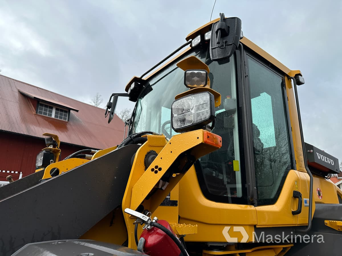 Tekerlekli yükleyici Hjullastare Volvo L90H: fotoğraf 41