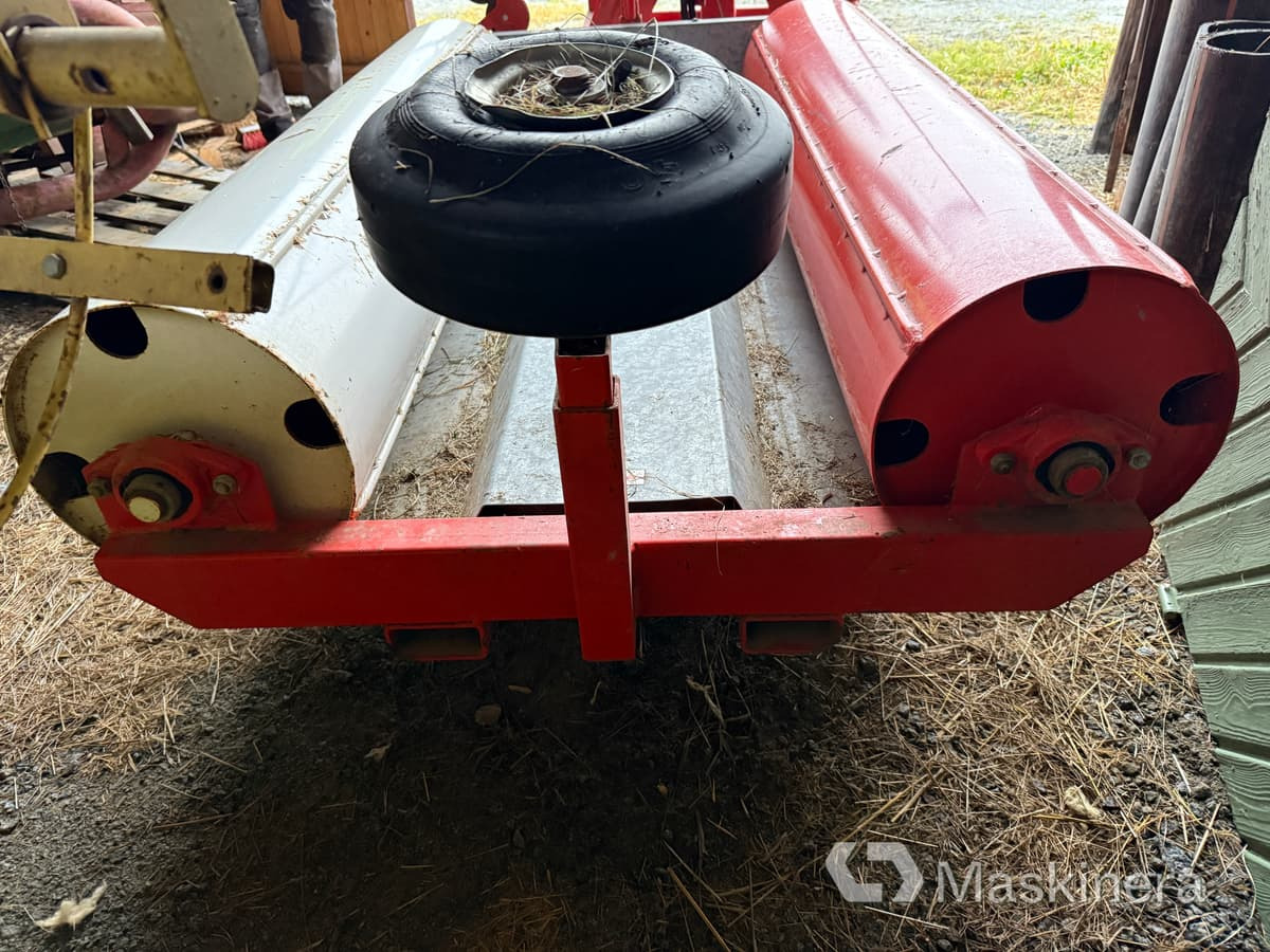 Inplastare Ysta Bale wrap 1600 med sidospakar - Silaj paketleme makinesi: fotoğraf 5 Inplastare Ysta Bale wrap 1600 med sidospakar - Silaj paketleme makinesi: fotoğraf 5