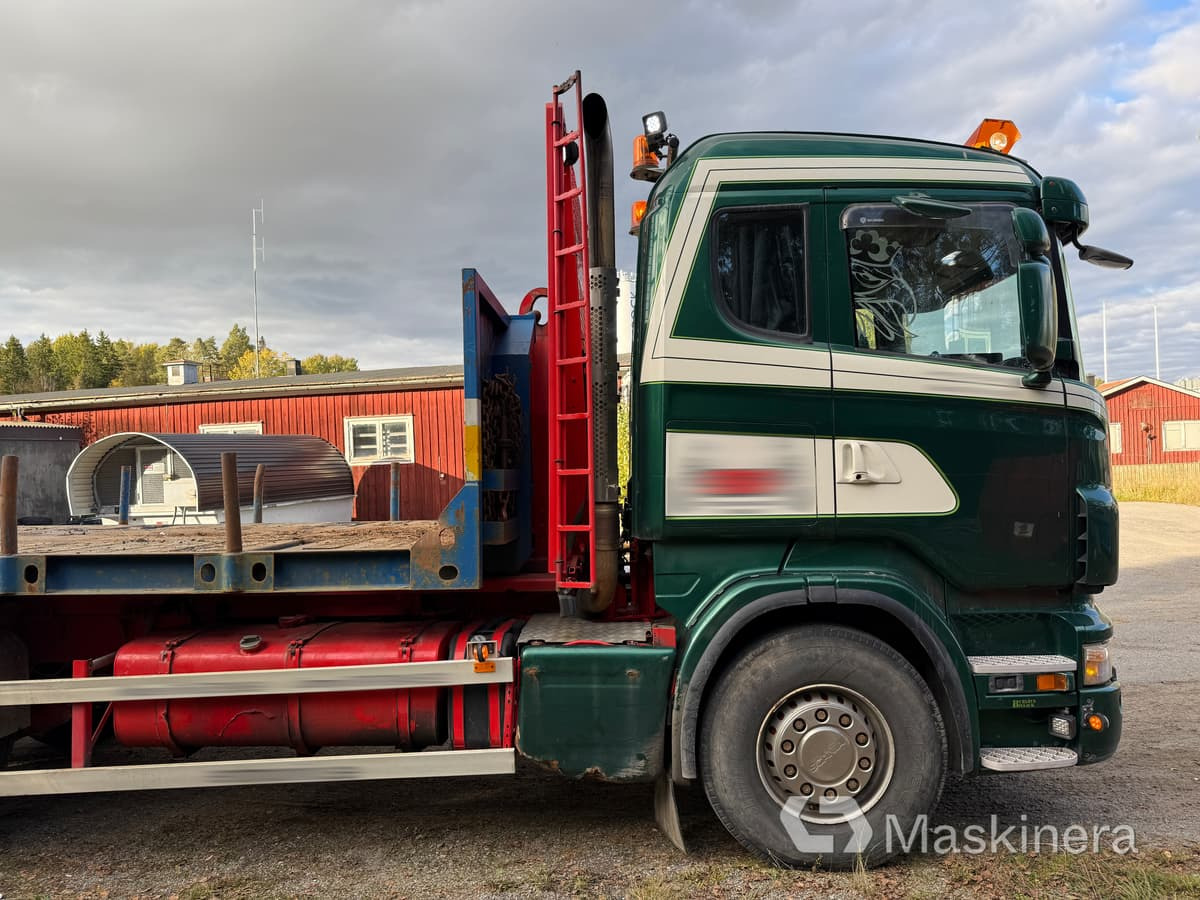 Lastväxlare Scania R420 6X4 Tridem med maskinflak och grusflak - Kancalı yükleyici kamyon: fotoğraf 4 Lastväxlare Scania R420 6X4 Tridem med maskinflak och grusflak - Kancalı yükleyici kamyon: fotoğraf 4