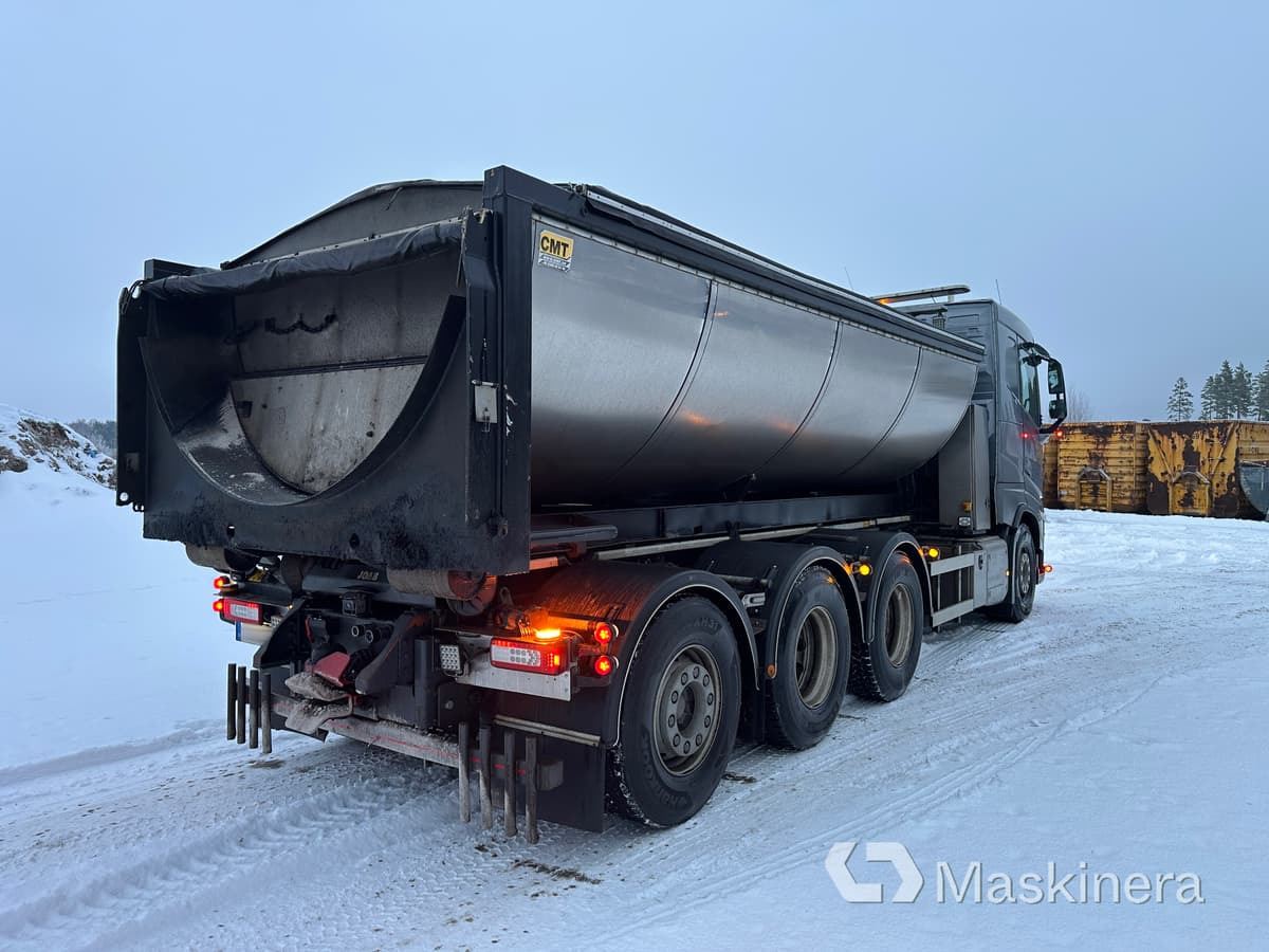 Lastväxlare Volvo FH med sprider & flak - Kancalı yükleyici kamyon: fotoğraf 5 Lastväxlare Volvo FH med sprider & flak - Kancalı yükleyici kamyon: fotoğraf 5