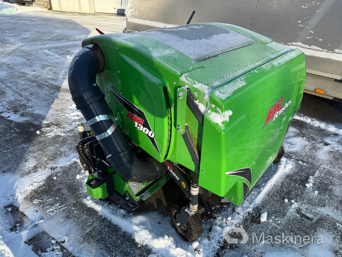 Lövsug 1300mm Avantfäste - Bahçe makinesi: fotoğraf 3 Lövsug 1300mm Avantfäste - Bahçe makinesi: fotoğraf 3