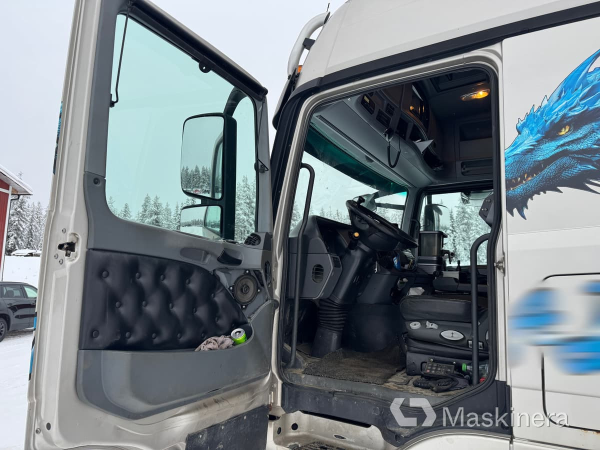 Kancalı yükleyici kamyon Mercedes-Benz Actros 2548 L Lastväxlare Mercedes-Benz 2548 L med flak: fotoğraf 9 Kancalı yükleyici kamyon Mercedes-Benz Actros 2548 L Lastväxlare Mercedes-Benz 2548 L med flak: fotoğraf 9