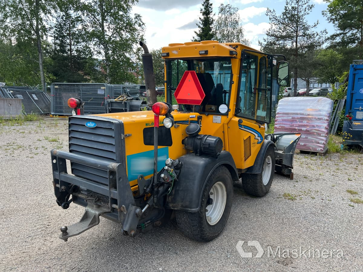 Redskapsbärare Wille 265-C22-3A med tillbehör - Kar küreme aracı: fotoğraf 5 Redskapsbärare Wille 265-C22-3A med tillbehör - Kar küreme aracı: fotoğraf 5