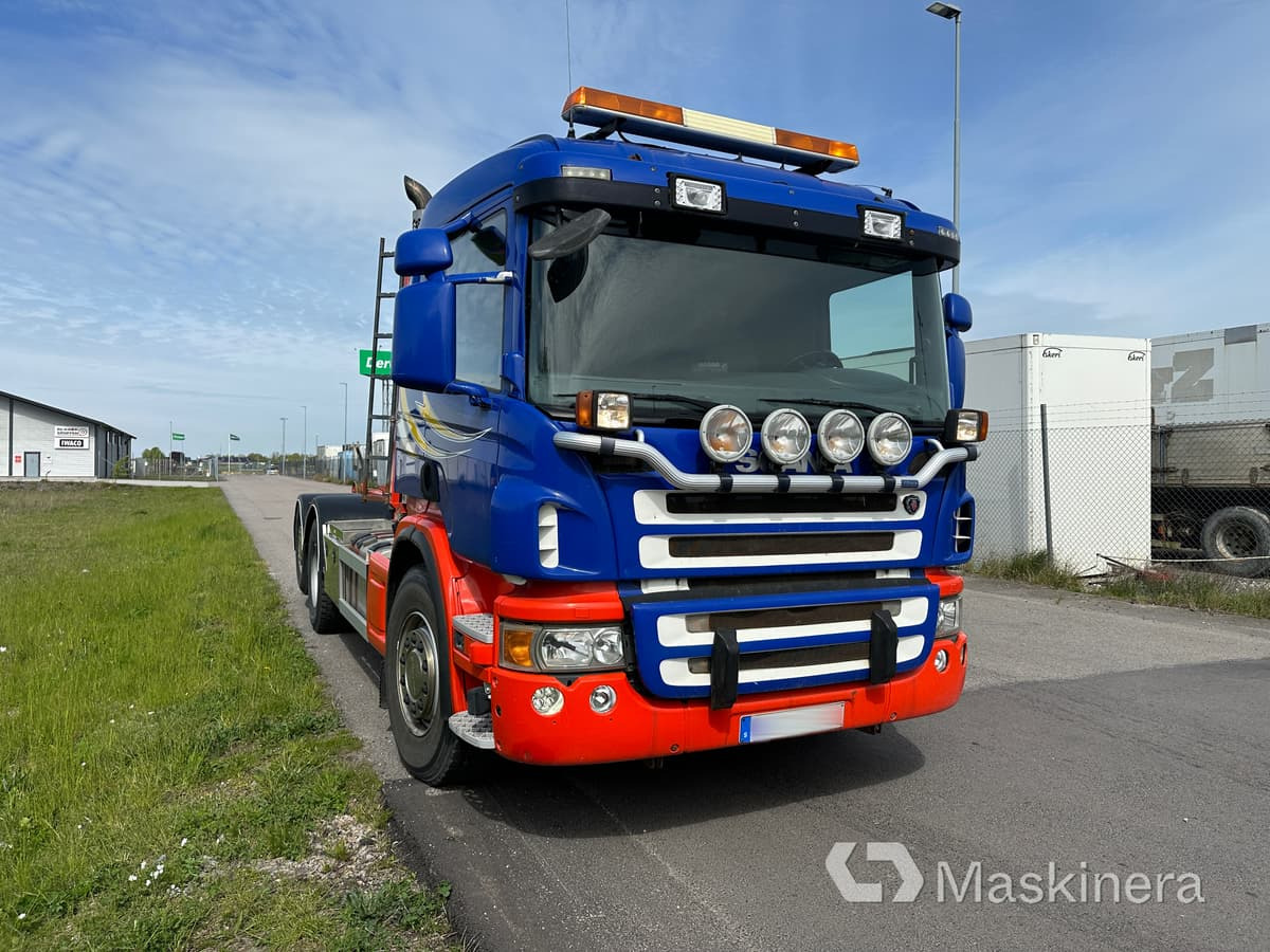 Scania P400LB6X2*4HNB Lastväxlare Scania P400 6X2*4 - Kancalı yükleyici kamyon: fotoğraf 3 Scania P400LB6X2*4HNB Lastväxlare Scania P400 6X2*4 - Kancalı yükleyici kamyon: fotoğraf 3