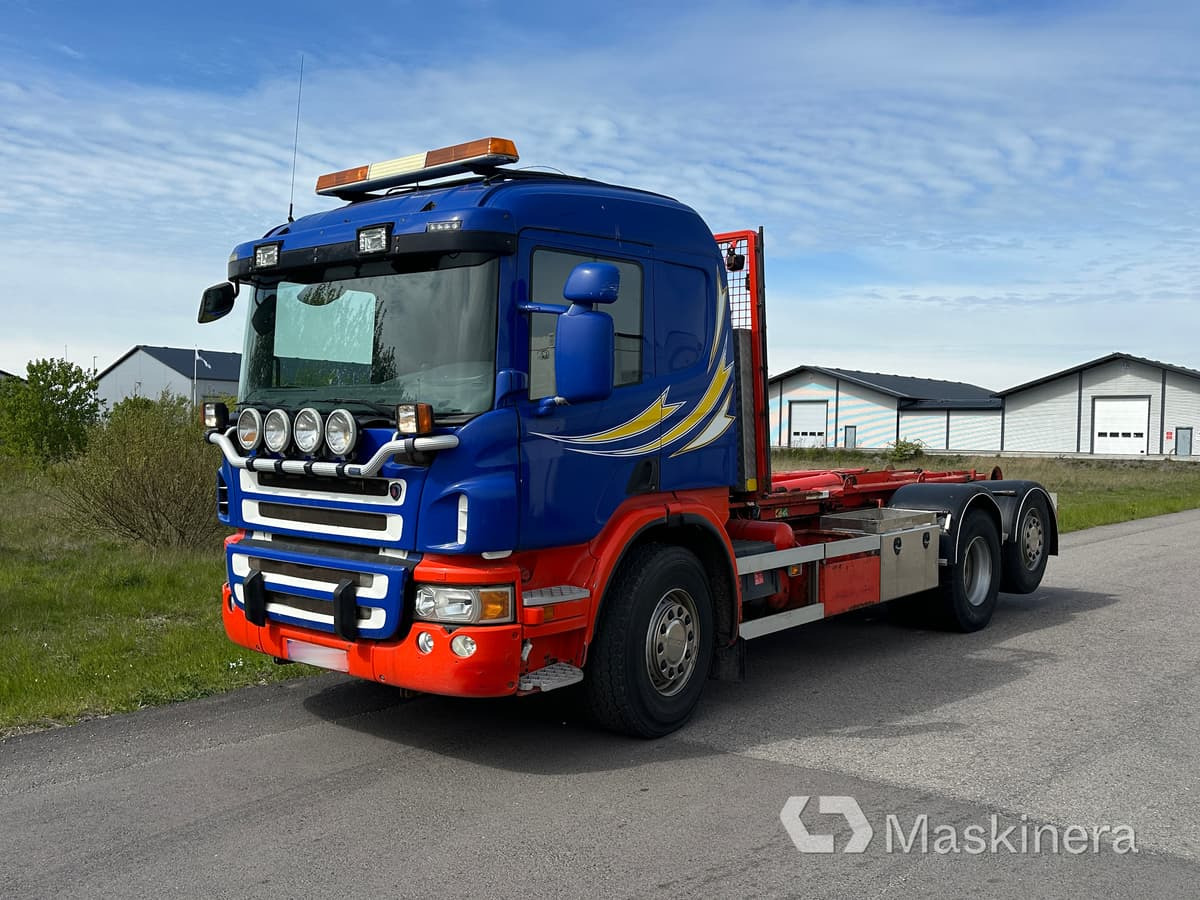 Scania P400LB6X2*4HNB Lastväxlare Scania P400 6X2*4 - Kancalı yükleyici kamyon: fotoğraf 1 Scania P400LB6X2*4HNB Lastväxlare Scania P400 6X2*4 - Kancalı yükleyici kamyon: fotoğraf 1