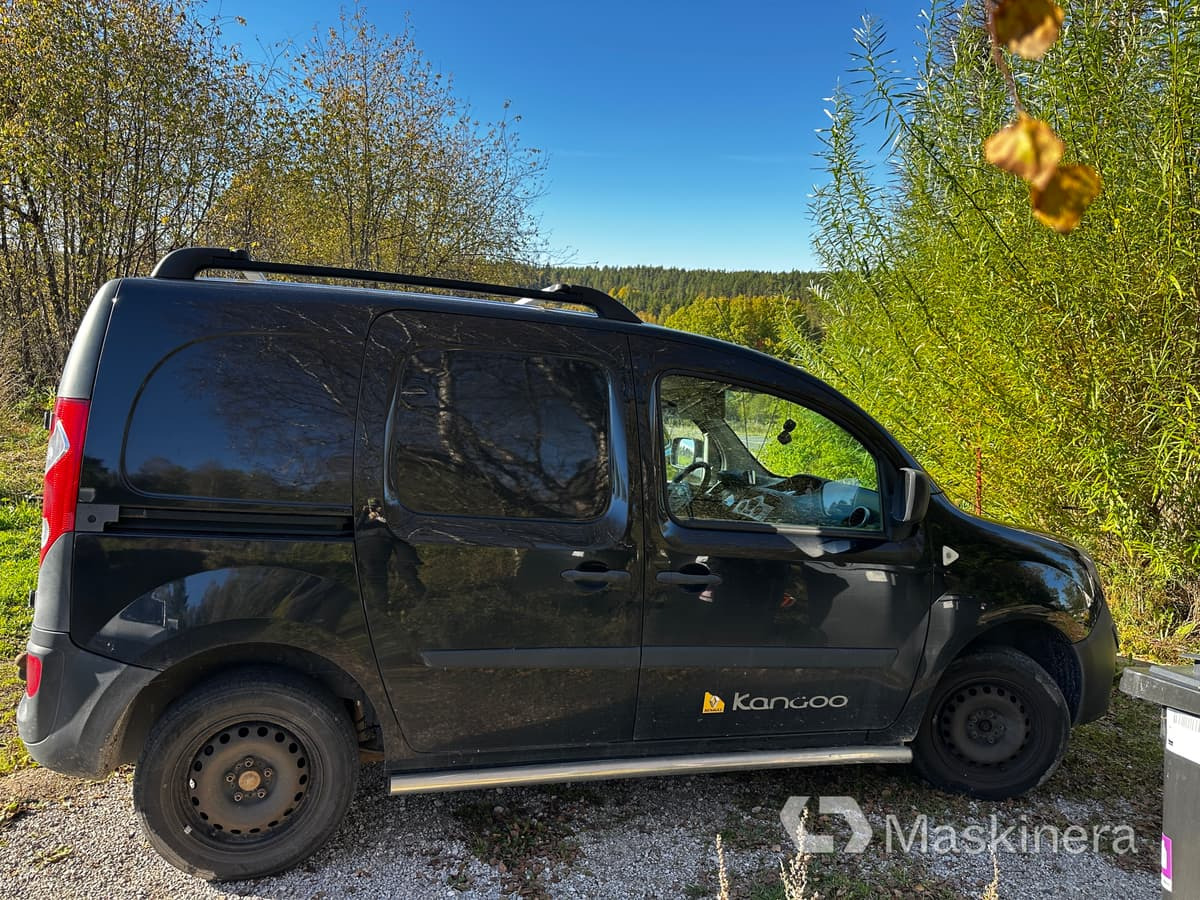 Skåpbil Renault Kangoo - Küçük panelvan: fotoğraf 5 Skåpbil Renault Kangoo - Küçük panelvan: fotoğraf 5