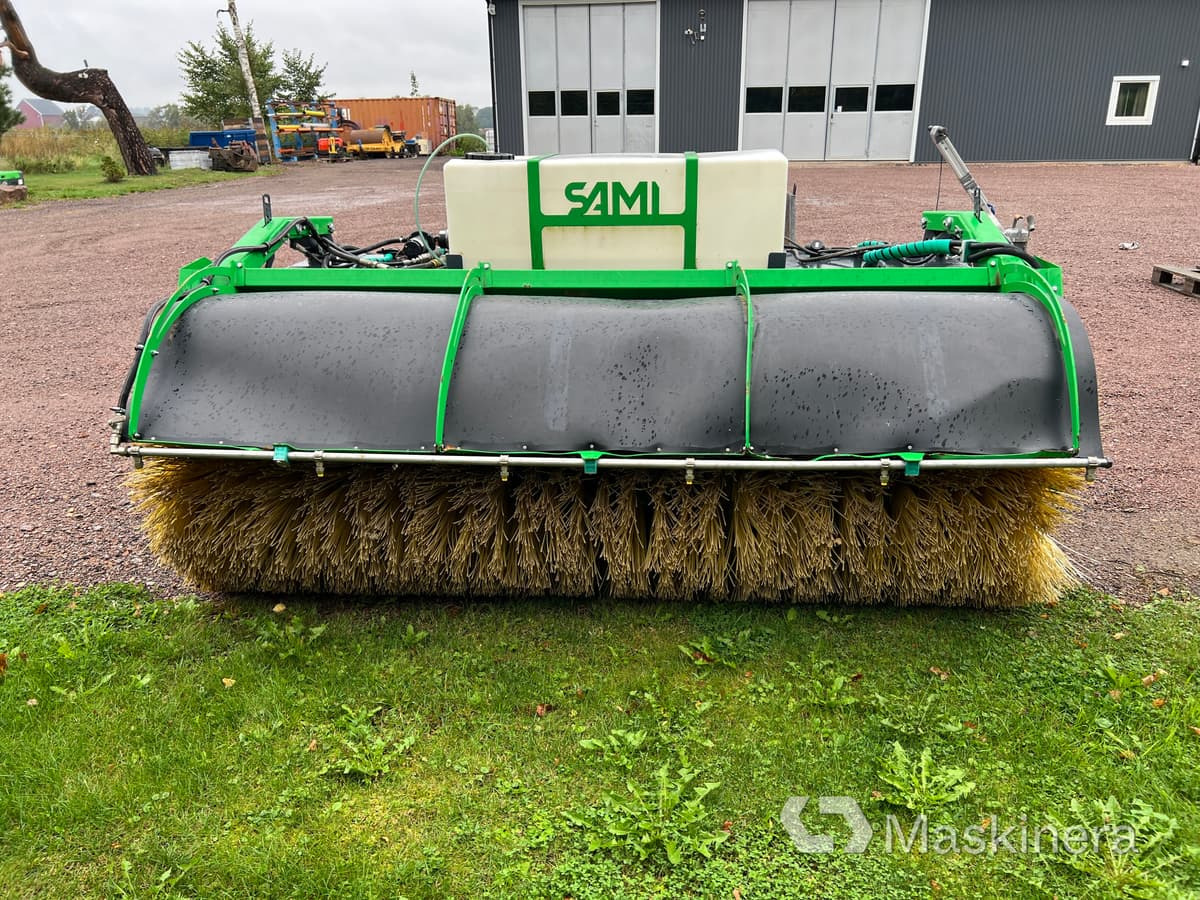 Sopskopa Sami K2500 med bevattning - Yol süpürme aracı: fotoğraf 2 Sopskopa Sami K2500 med bevattning - Yol süpürme aracı: fotoğraf 2