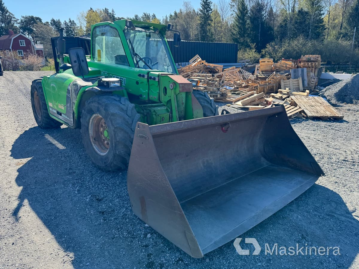 Teleskoplastare Merlo P28.8+ - Teleskopik yükleyici: fotoğraf 3 Teleskoplastare Merlo P28.8+ - Teleskopik yükleyici: fotoğraf 3