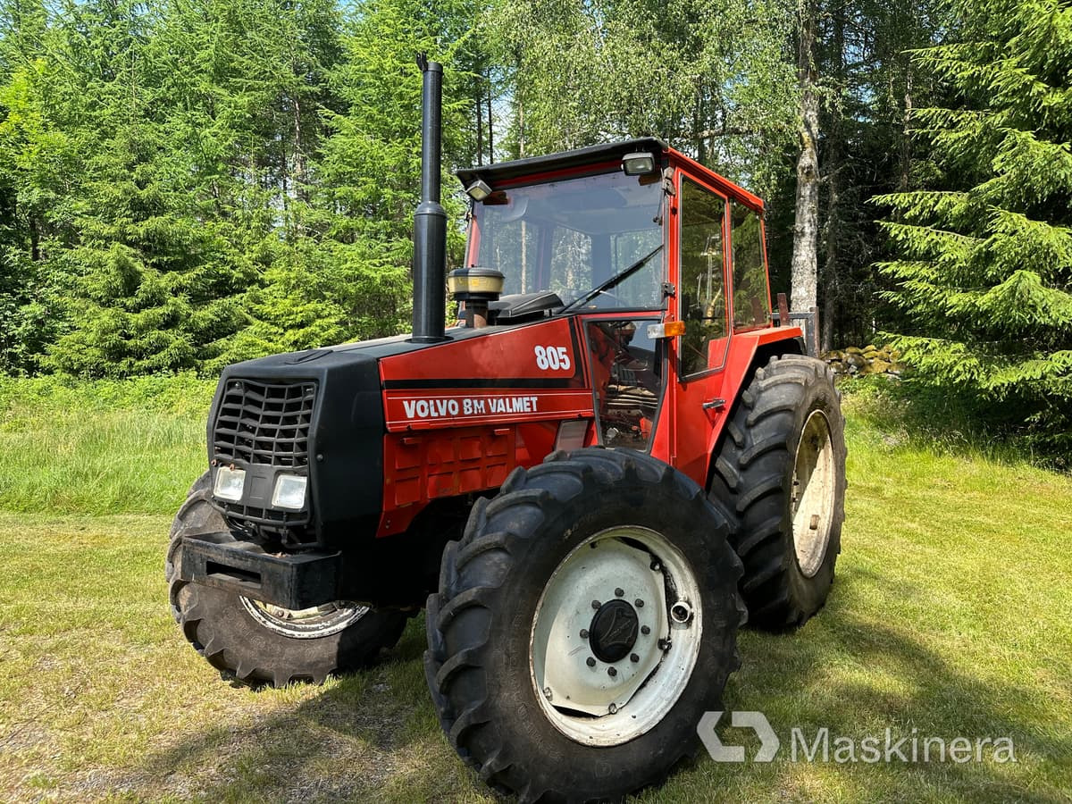 Traktor Volvo BM 805-4 med skogsvagn och kran - Traktör, Orman römorku: fotoğraf 4 Traktor Volvo BM 805-4 med skogsvagn och kran - Traktör, Orman römorku: fotoğraf 4