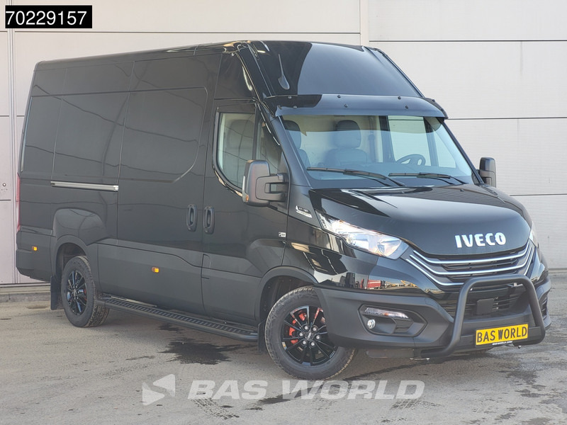Iveco Daily 35S16 Automaat Black Edition L2H2 Airco Cruise LM-Velgen 3500kg trekgewicht Euro6 L2 12m3 Airco Cruise control - Panelvan: fotoğraf 2 Iveco Daily 35S16 Automaat Black Edition L2H2 Airco Cruise LM-Velgen 3500kg trekgewicht Euro6 L2 12m3 Airco Cruise control - Panelvan: fotoğraf 2