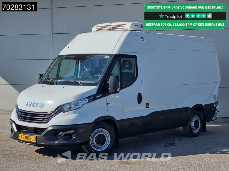 Iveco Daily 35S16 SCHADE/DAMAGE! Koelwagen Vriezer Automaat Thermo King V-300 MAX Airco Cruise Parkeersensoren Kühl Kühler Koel Koeler Kühlw - Frigorifik kamyonet: fotoğraf 1 Iveco Daily 35S16 SCHADE/DAMAGE! Koelwagen Vriezer Automaat Thermo King V-300 MAX Airco Cruise Parkeersensoren Kühl Kühler Koel Koeler Kühlw - Frigorifik kamyonet: fotoğraf 1