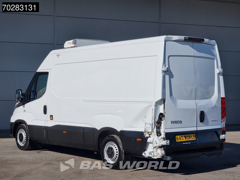 Iveco Daily 35S16 SCHADE/DAMAGE! Koelwagen Vriezer Automaat Thermo King V-300 MAX Airco Cruise Parkeersensoren Kühl Kühler Koel Koeler Kühlw - Frigorifik kamyonet: fotoğraf 2 Iveco Daily 35S16 SCHADE/DAMAGE! Koelwagen Vriezer Automaat Thermo King V-300 MAX Airco Cruise Parkeersensoren Kühl Kühler Koel Koeler Kühlw - Frigorifik kamyonet: fotoğraf 2