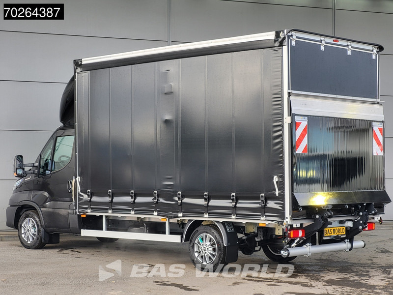 Iveco Daily 35S18 3.0L 180PK Automaat Schuifzeilen Laadklep ACC LED Navi Camera Euro6 Schuifzeil Zeilen Koffer Meubelbak Bakwagen 22m3 Airco - Tenteli kamyonet: fotoğraf 2 Iveco Daily 35S18 3.0L 180PK Automaat Schuifzeilen Laadklep ACC LED Navi Camera Euro6 Schuifzeil Zeilen Koffer Meubelbak Bakwagen 22m3 Airco - Tenteli kamyonet: fotoğraf 2