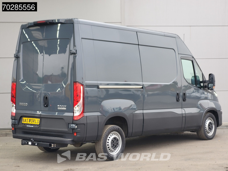 Iveco Daily 35S18 3.0L Automaat 180PK L2H2 3500kg Trekhaak LED Navi Airco Cruise Camera Euro6 L2 11m3 Airco Trekhaak Cruise control - Panelvan: fotoğraf 5 Iveco Daily 35S18 3.0L Automaat 180PK L2H2 3500kg Trekhaak LED Navi Airco Cruise Camera Euro6 L2 11m3 Airco Trekhaak Cruise control - Panelvan: fotoğraf 5