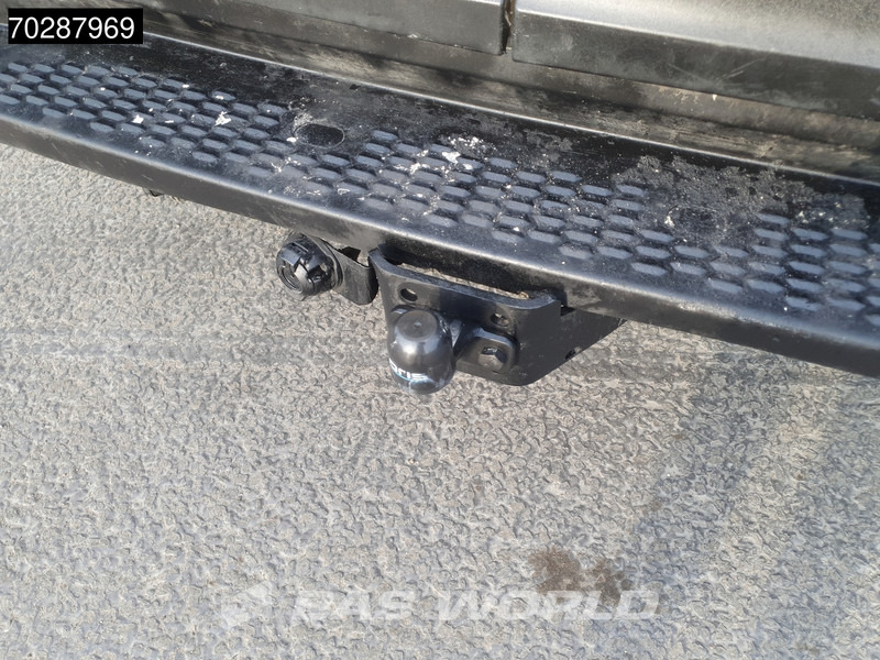 Panelvan Iveco Daily 35S18 3.0L Automaat L2H2 3,5t Trekhaak 180PK LED Navi Airco Cruise Camera Euro6 L2 12m3 Airco Trekhaak Cruise control: fotoğraf 10