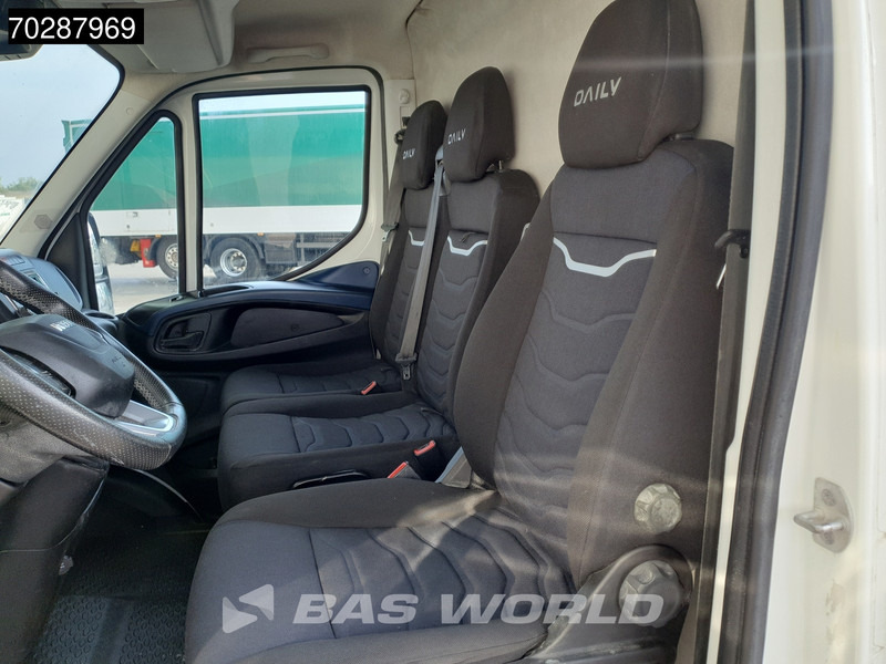 Panelvan Iveco Daily 35S18 3.0L Automaat L2H2 3,5t Trekhaak 180PK LED Navi Airco Cruise Camera Euro6 L2 12m3 Airco Trekhaak Cruise control: fotoğraf 12
