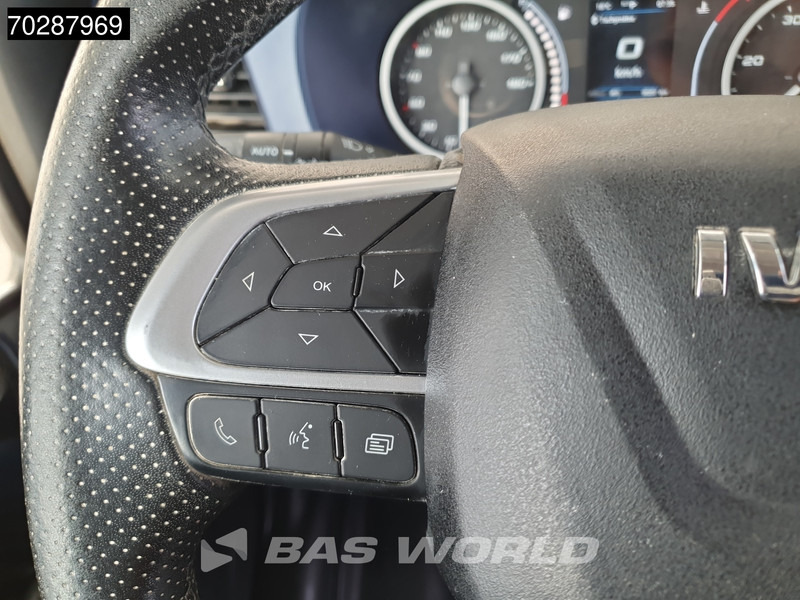 Panelvan Iveco Daily 35S18 3.0L Automaat L2H2 3,5t Trekhaak 180PK LED Navi Airco Cruise Camera Euro6 L2 12m3 Airco Trekhaak Cruise control: fotoğraf 20