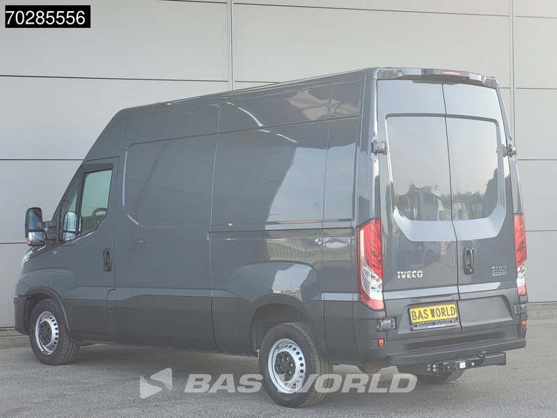 Iveco Daily 35S18 3.0L Automaat L2H2 3,5t Trekhaak LED Navi Airco Cruise Camera Euro6 L2 11m3 Airco Trekhaak Cruise control - Panelvan: fotoğraf 2 Iveco Daily 35S18 3.0L Automaat L2H2 3,5t Trekhaak LED Navi Airco Cruise Camera Euro6 L2 11m3 Airco Trekhaak Cruise control - Panelvan: fotoğraf 2