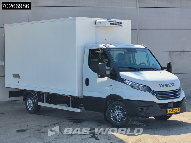 Iveco Daily 35S18 3.0L Koelwagen Thermoking C-250 LED ACC Navi Airco Koel Koeler Kühl Kühler Bakwagen Kühlkoffer 17m3 Airco - Frigorifik kamyonet: fotoğraf 2 Iveco Daily 35S18 3.0L Koelwagen Thermoking C-250 LED ACC Navi Airco Koel Koeler Kühl Kühler Bakwagen Kühlkoffer 17m3 Airco - Frigorifik kamyonet: fotoğraf 2