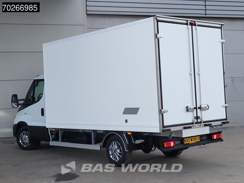 Iveco Daily 35S18 3.0L Koelwagen Thermoking C-250 LED ACC Navi Airco Koel Koeler Kühl Kühler Bakwagen Kühlkoffer 17m3 Airco - Frigorifik kamyonet: fotoğraf 2 Iveco Daily 35S18 3.0L Koelwagen Thermoking C-250 LED ACC Navi Airco Koel Koeler Kühl Kühler Bakwagen Kühlkoffer 17m3 Airco - Frigorifik kamyonet: fotoğraf 2