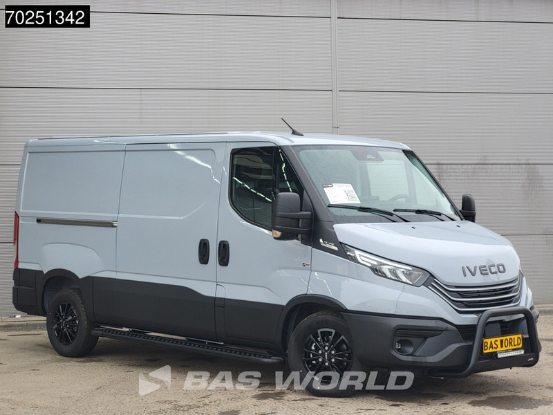 Iveco Daily 35S21 3.0L Black Edition Automaat L2H1 210PK Laag Dak 2025-Model 3,5t Trekhaak ACC Navi LED Camera Parkeersensoren Euro6 L2 8m3 - Panelvan: fotoğraf 2 Iveco Daily 35S21 3.0L Black Edition Automaat L2H1 210PK Laag Dak 2025-Model 3,5t Trekhaak ACC Navi LED Camera Parkeersensoren Euro6 L2 8m3 - Panelvan: fotoğraf 2