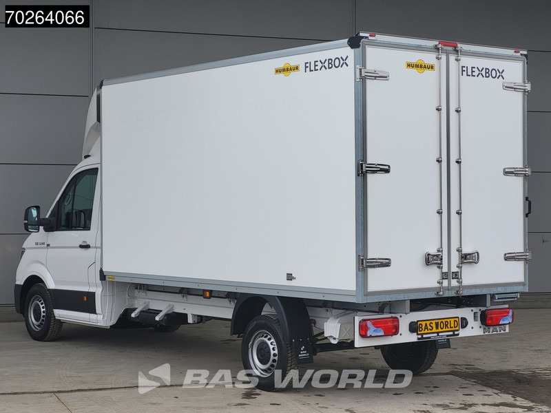MAN TGE 3.140 Bakwagen met achterdeuren Nieuw!! Airco Meubelbak Koffer 17m3 Airco - Kapalı kasa kamyonet: fotoğraf 2 MAN TGE 3.140 Bakwagen met achterdeuren Nieuw!! Airco Meubelbak Koffer 17m3 Airco - Kapalı kasa kamyonet: fotoğraf 2