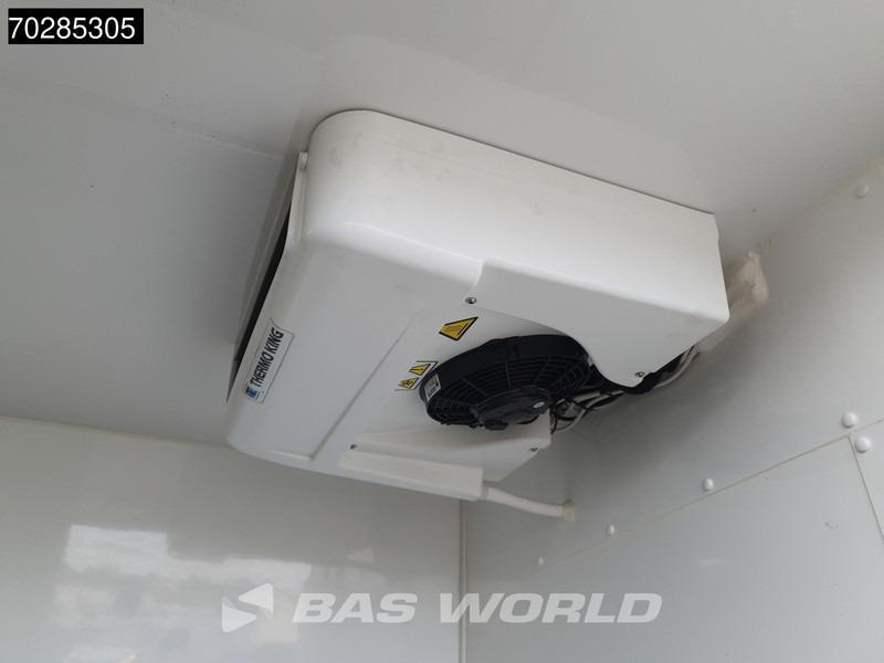 MAN TGE Koelwagen Thermo King 230V stekker Elektrisch 115km WLTP 36kWh L3H3 Automaat LED Navi Airco Cruise Camera Parkeersensoren L2H2 K - Frigorifik kamyonet, Elektrikli kamyonet: fotoğraf 5 MAN TGE Koelwagen Thermo King 230V stekker Elektrisch 115km WLTP 36kWh L3H3 Automaat LED Navi Airco Cruise Camera Parkeersensoren L2H2 K - Frigorifik kamyonet, Elektrikli kamyonet: fotoğraf 5