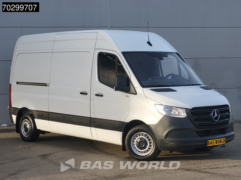 Mercedes-Benz Sprinter 315 CDI Automaat L2H2 Trekhaak ACC Airco Camera Parkeersensoren MBUX CarPlay Euro6 L2 Airco Trekhaak - Panelvan: fotoğraf 3 Mercedes-Benz Sprinter 315 CDI Automaat L2H2 Trekhaak ACC Airco Camera Parkeersensoren MBUX CarPlay Euro6 L2 Airco Trekhaak - Panelvan: fotoğraf 3