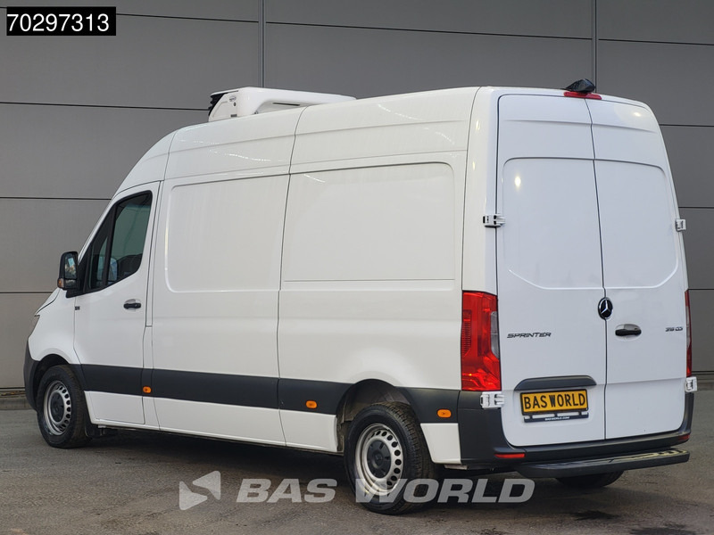 Mercedes-Benz Sprinter 315 CDI Bi-Temp Automaat L2H2 Koelwagen Vriezer Thermo King 350mt Navi Airco Camera MBUX CarPlay Euro6 Koel Koeler Kühl Kühler K - Frigorifik kamyonet: fotoğraf 2 Mercedes-Benz Sprinter 315 CDI Bi-Temp Automaat L2H2 Koelwagen Vriezer Thermo King 350mt Navi Airco Camera MBUX CarPlay Euro6 Koel Koeler Kühl Kühler K - Frigorifik kamyonet: fotoğraf 2