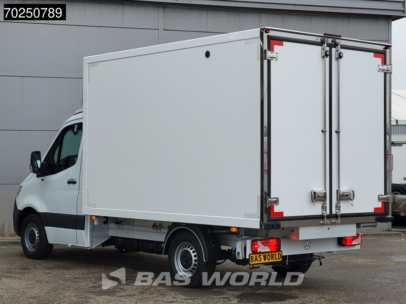 Mercedes-Benz Sprinter 315 CDI Koelwagen 2025model Thermo King V-300max 230V stekker Bakwagen Koel Kühlwagen 13m3 Airco Cruise control - Frigorifik kamyonet: fotoğraf 2 Mercedes-Benz Sprinter 315 CDI Koelwagen 2025model Thermo King V-300max 230V stekker Bakwagen Koel Kühlwagen 13m3 Airco Cruise control - Frigorifik kamyonet: fotoğraf 2