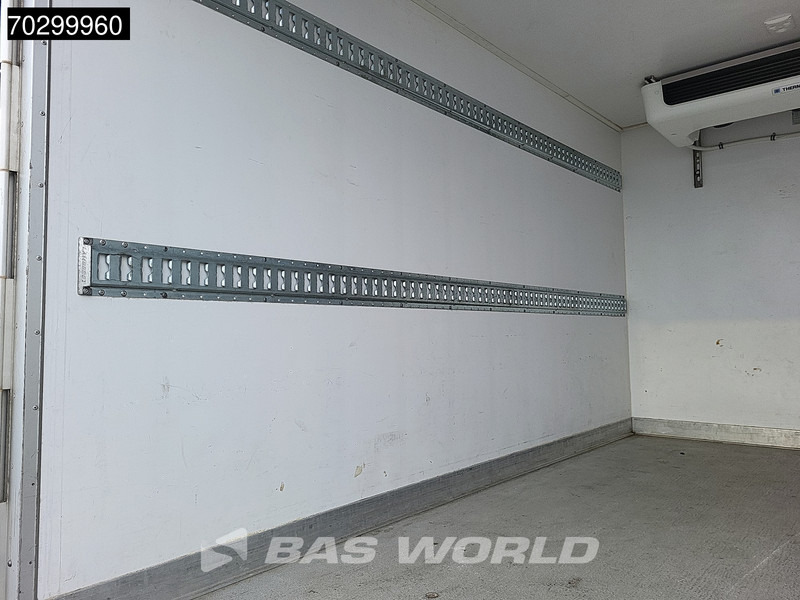 Frigorifik kamyonet Mercedes-Benz Sprinter 316 CDI Automaat Koelwagen Vriezer Thermo King V500MAX Navi Airco Cruise Camera MBUX CarPlay Euro6 Koel Koeler Bakwagen Gekoeld: fotoğraf 8 Frigorifik kamyonet Mercedes-Benz Sprinter 316 CDI Automaat Koelwagen Vriezer Thermo King V500MAX Navi Airco Cruise Camera MBUX CarPlay Euro6 Koel Koeler Bakwagen Gekoeld: fotoğraf 8