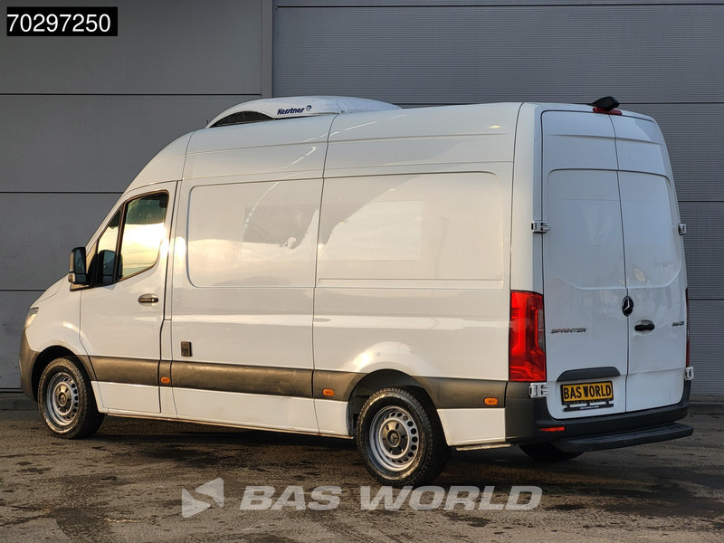 Mercedes-Benz Sprinter 316 CDI Koelwagen Kerstner 230v Stekker 160PK L2H2 Airco Camera MBUX CarPlay Euro6 L2 Koel Koeler Kühl Kühler Kühlwagen Euro6 Ai - Frigorifik kamyonet: fotoğraf 2 Mercedes-Benz Sprinter 316 CDI Koelwagen Kerstner 230v Stekker 160PK L2H2 Airco Camera MBUX CarPlay Euro6 L2 Koel Koeler Kühl Kühler Kühlwagen Euro6 Ai - Frigorifik kamyonet: fotoğraf 2