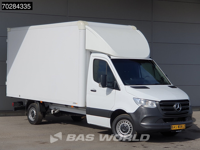 Mercedes-Benz Sprinter 317 CDI Automaat Bakwagen Achterdeuren 170PK Airco Camera Euro6 Meubelbak Koffer 21m3 Airco - Kapalı kasa kamyonet: fotoğraf 3 Mercedes-Benz Sprinter 317 CDI Automaat Bakwagen Achterdeuren 170PK Airco Camera Euro6 Meubelbak Koffer 21m3 Airco - Kapalı kasa kamyonet: fotoğraf 3