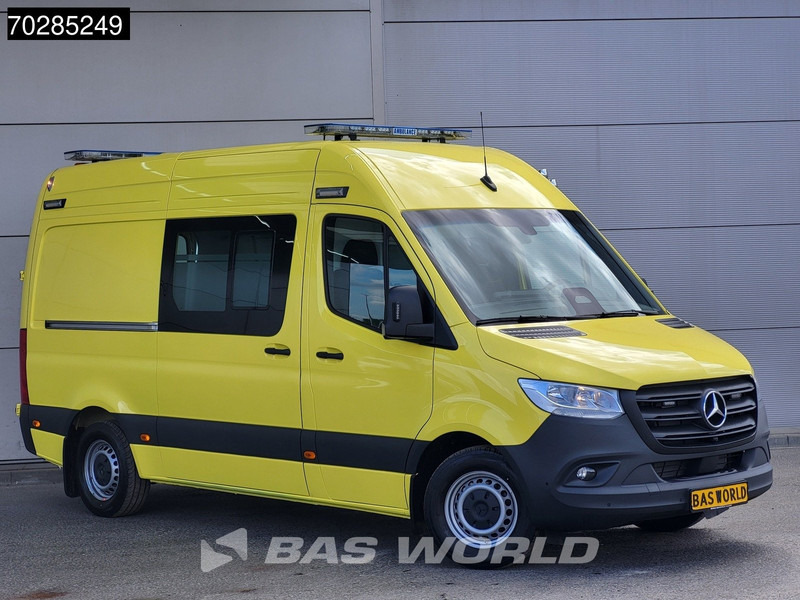 Mercedes-Benz Sprinter 319 CDI Automaat Nieuw! Complete Ambulance Ziekenwagen Rettungswagen Krankenwagen 11m3 Airco Cruise control - Ambulans arabası: fotoğraf 5 Mercedes-Benz Sprinter 319 CDI Automaat Nieuw! Complete Ambulance Ziekenwagen Rettungswagen Krankenwagen 11m3 Airco Cruise control - Ambulans arabası: fotoğraf 5
