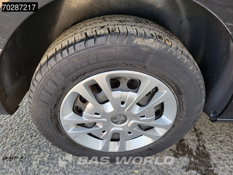 Peugeot Expert 120pk L3H1 Trekhaak Airco Cruise Imperiaal Parkeersensoren Euro6 L3 6m3 Airco Trekhaak Cruise control - Küçük panelvan: fotoğraf 3 Peugeot Expert 120pk L3H1 Trekhaak Airco Cruise Imperiaal Parkeersensoren Euro6 L3 6m3 Airco Trekhaak Cruise control - Küçük panelvan: fotoğraf 3