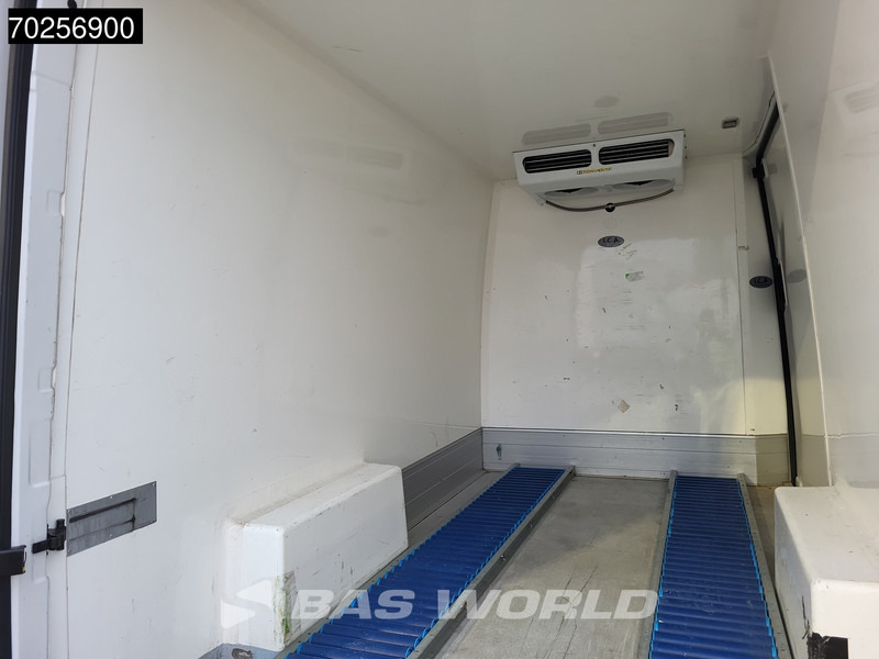 Volkswagen Crafter 140pk L3H3 Koelwagen Konvekta Airco Cruise Camera Koel Koeler Kühlwagen 9m3 Airco Cruise control - Frigorifik kamyonet: fotoğraf 5 Volkswagen Crafter 140pk L3H3 Koelwagen Konvekta Airco Cruise Camera Koel Koeler Kühlwagen 9m3 Airco Cruise control - Frigorifik kamyonet: fotoğraf 5