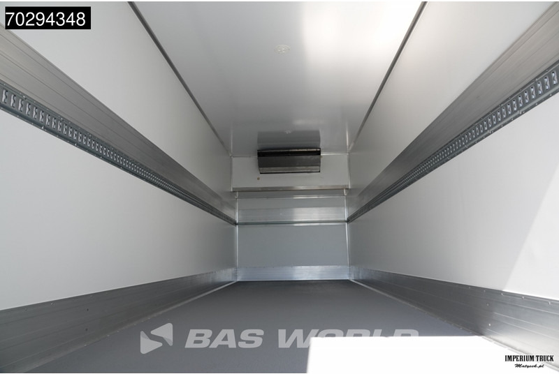 MAN TGX 26.520 TGX 6X2 Thermo King T-1000 R Automatic Lift-Steering Axle Euro 6 - Refrijeratör kamyon: fotoğraf 3 MAN TGX 26.520 TGX 6X2 Thermo King T-1000 R Automatic Lift-Steering Axle Euro 6 - Refrijeratör kamyon: fotoğraf 3