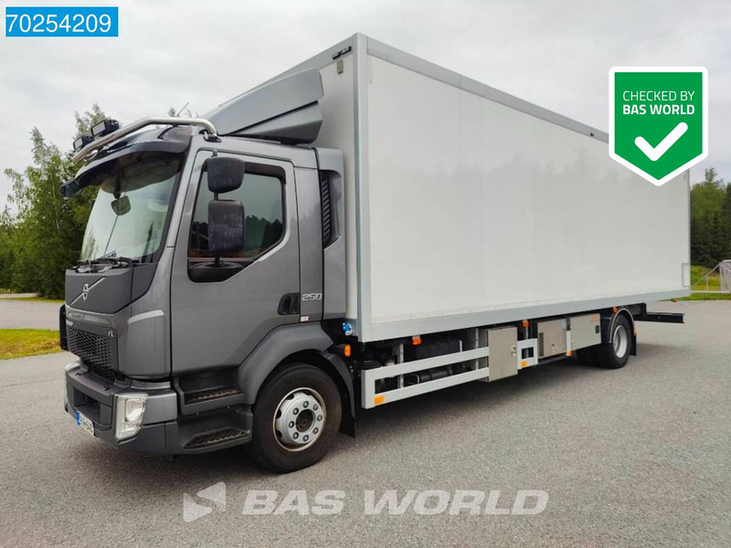 Volvo FL 250 4X2 Like NEW! Exhibition truck EURO 6 - Kapalı kasa kamyon: fotoğraf 1 Volvo FL 250 4X2 Like NEW! Exhibition truck EURO 6 - Kapalı kasa kamyon: fotoğraf 1
