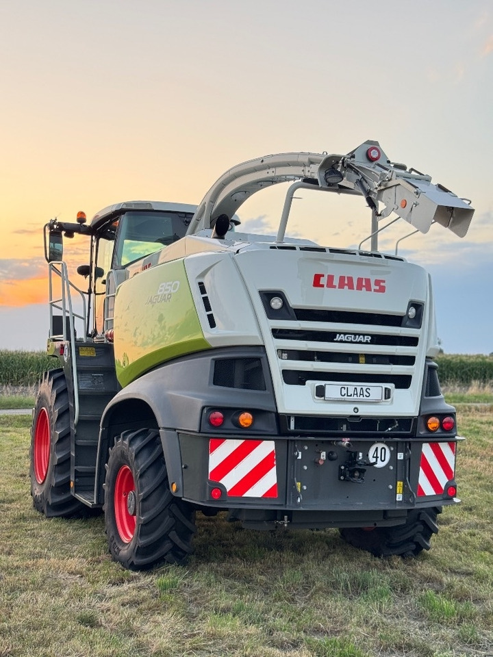 Claas Jaguar 850 Allrad + Kemper 360 PLUS - Silaj makinesi: fotoğraf 5 Claas Jaguar 850 Allrad + Kemper 360 PLUS - Silaj makinesi: fotoğraf 5