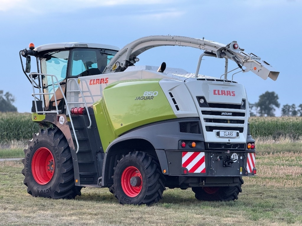 Claas Jaguar 850 Allrad + Kemper 360 PLUS - Silaj makinesi: fotoğraf 4 Claas Jaguar 850 Allrad + Kemper 360 PLUS - Silaj makinesi: fotoğraf 4