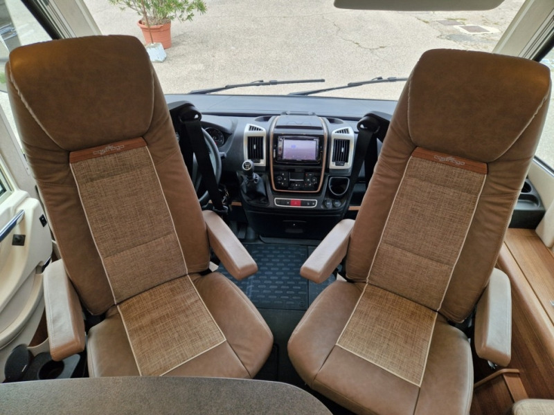Carthago C-Tourer I 144 QB - Entegre karavan: fotoğraf 5 Carthago C-Tourer I 144 QB - Entegre karavan: fotoğraf 5