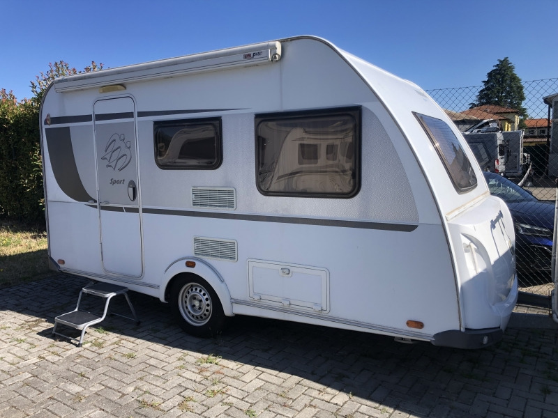 KNAUS SPORT 400 LKK - Çekme karavan: fotoğraf 1 KNAUS SPORT 400 LKK - Çekme karavan: fotoğraf 1