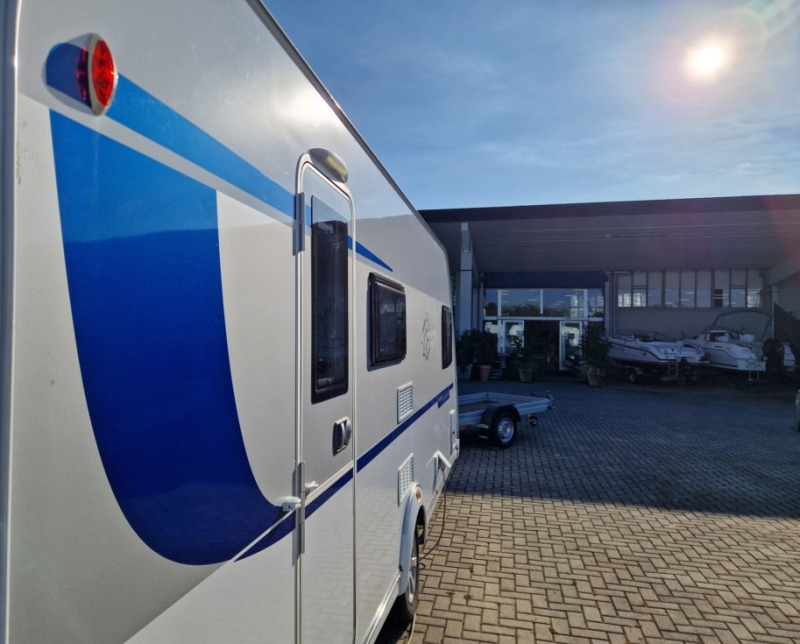 Knaus Sport 550 FSK - Çekme karavan: fotoğraf 2 Knaus Sport 550 FSK - Çekme karavan: fotoğraf 2