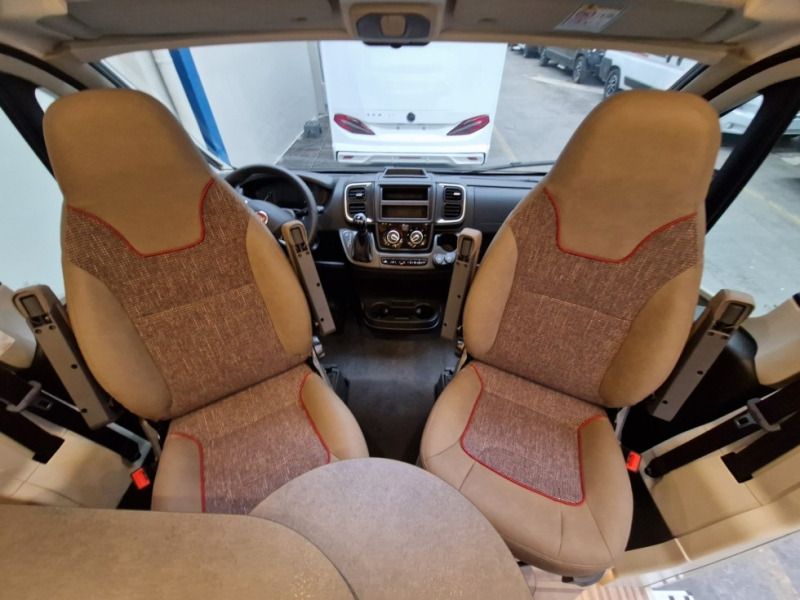 Malibu Van Comfort GT Skyview 600 DB - Camper van: fotoğraf 5 Malibu Van Comfort GT Skyview 600 DB - Camper van: fotoğraf 5