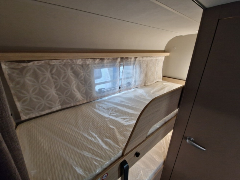 Yeni Çekme karavan Weinsberg CaraCito 470 QDK: fotoğraf 6